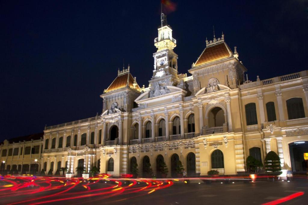 Hoang Vinh Hotel Хошимин Экстерьер фото