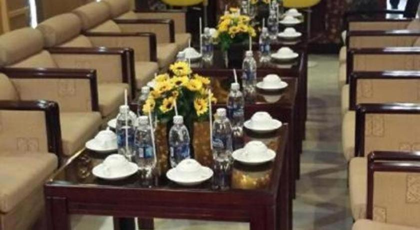 Hoang Vinh Hotel Хошимин Экстерьер фото