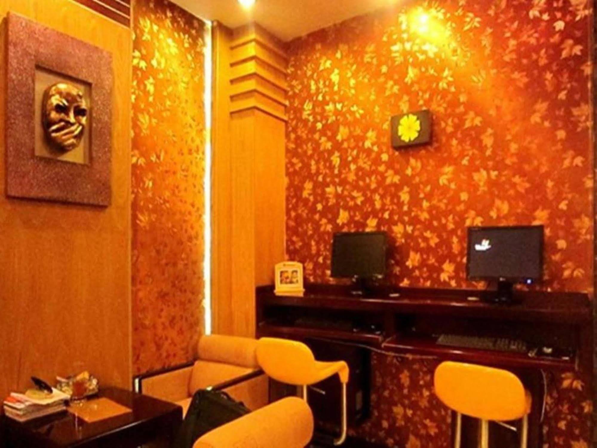 Hoang Vinh Hotel Хошимин Экстерьер фото